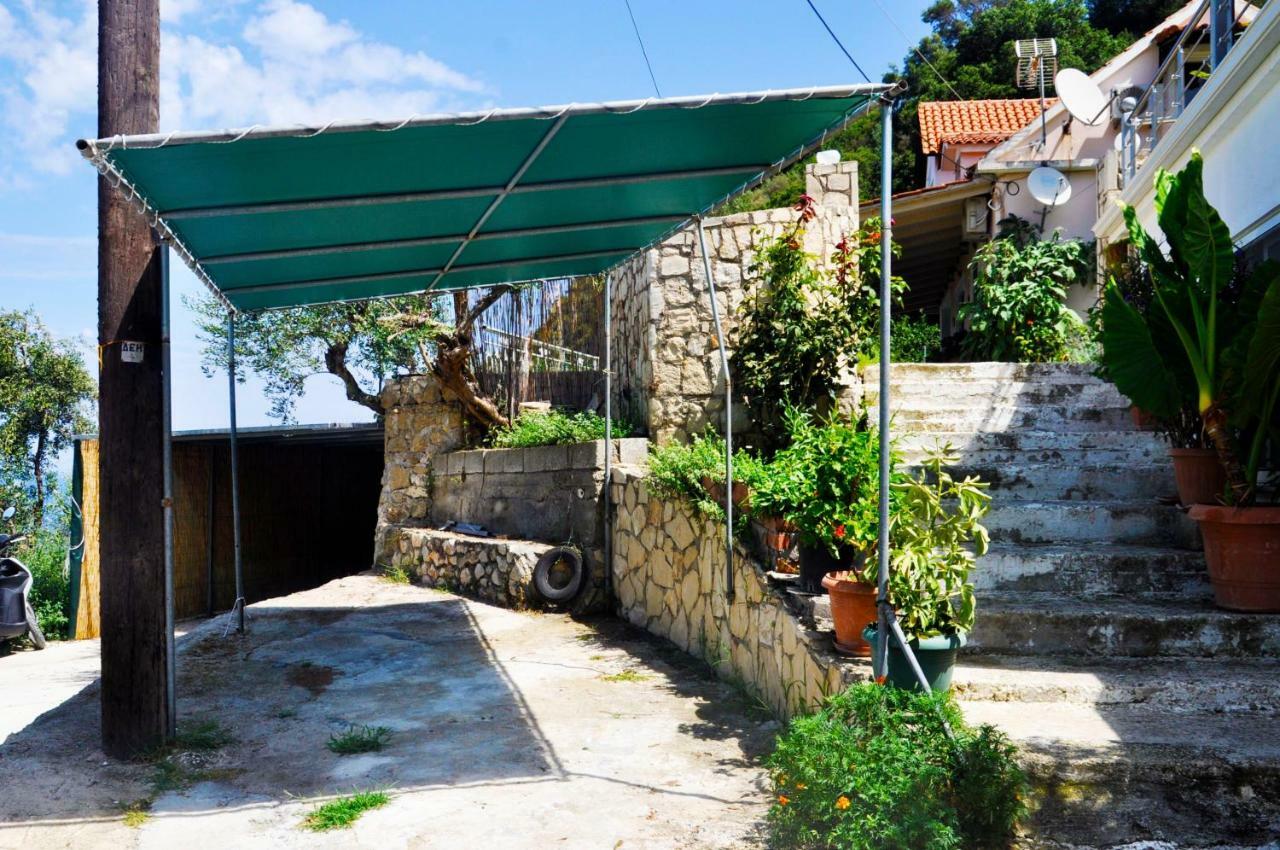 Baso Hilltop Apartment
