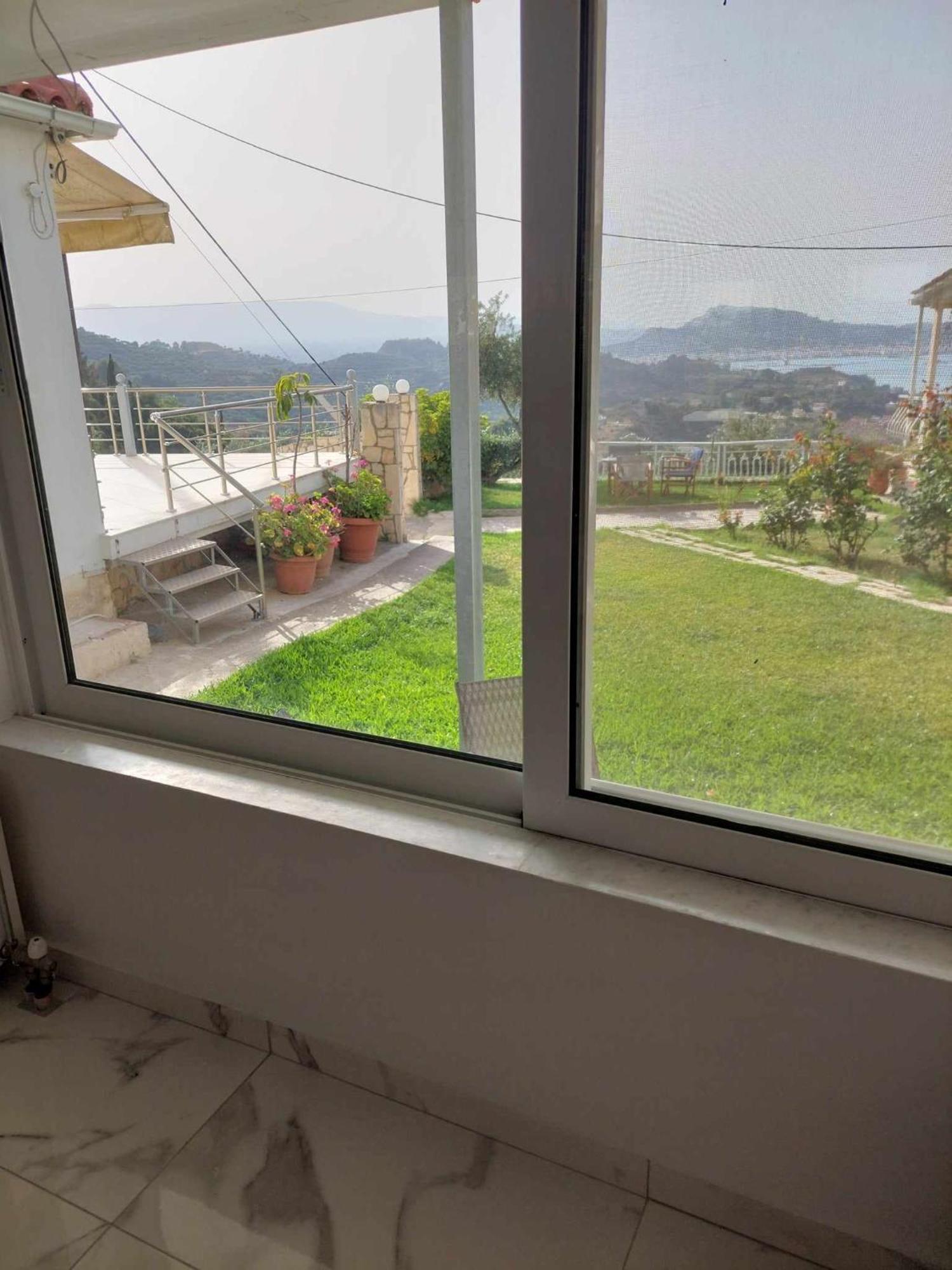 Baso Hilltop Appartement